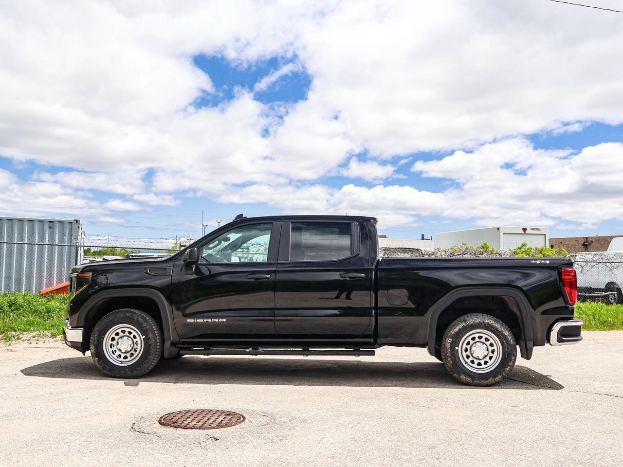 2026 GMC Sierra 1500 PRO Photo