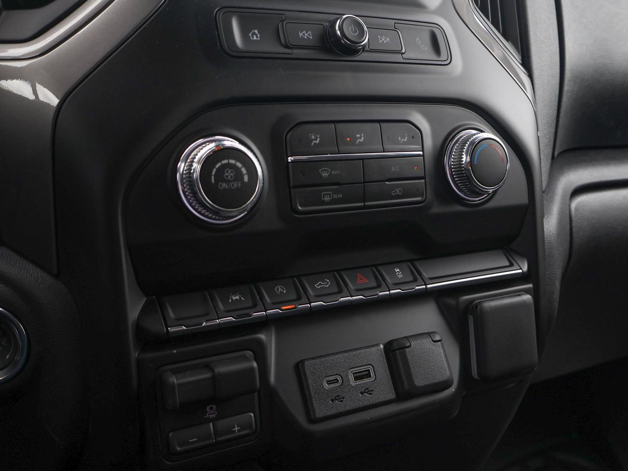 2026 GMC Sierra 1500 PRO Photo