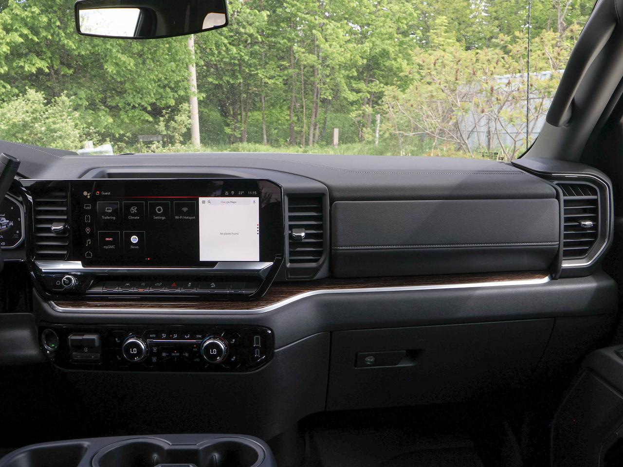 2026 GMC Sierra 1500 SLE Photo