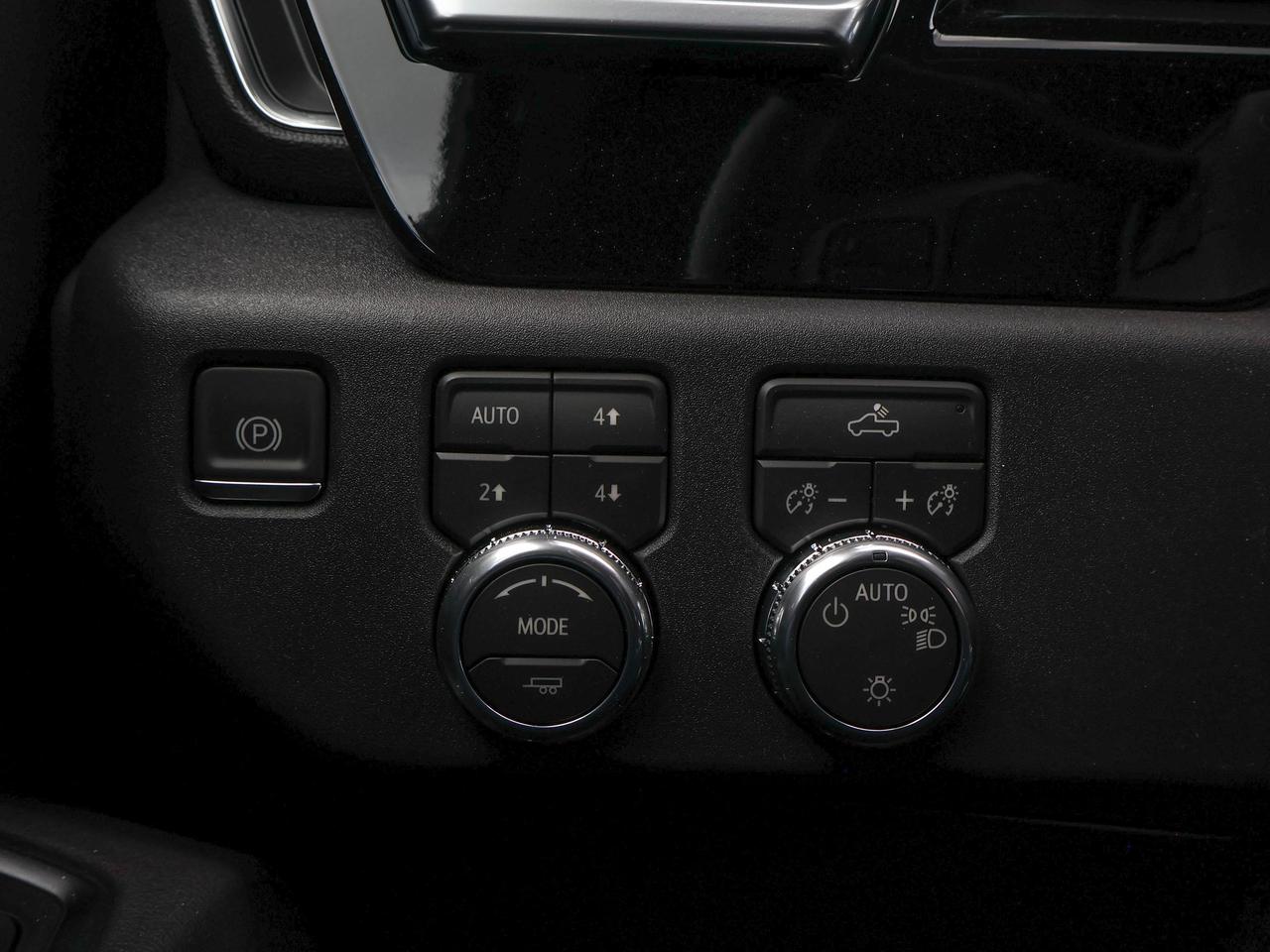 2026 GMC Sierra 1500 SLE Photo