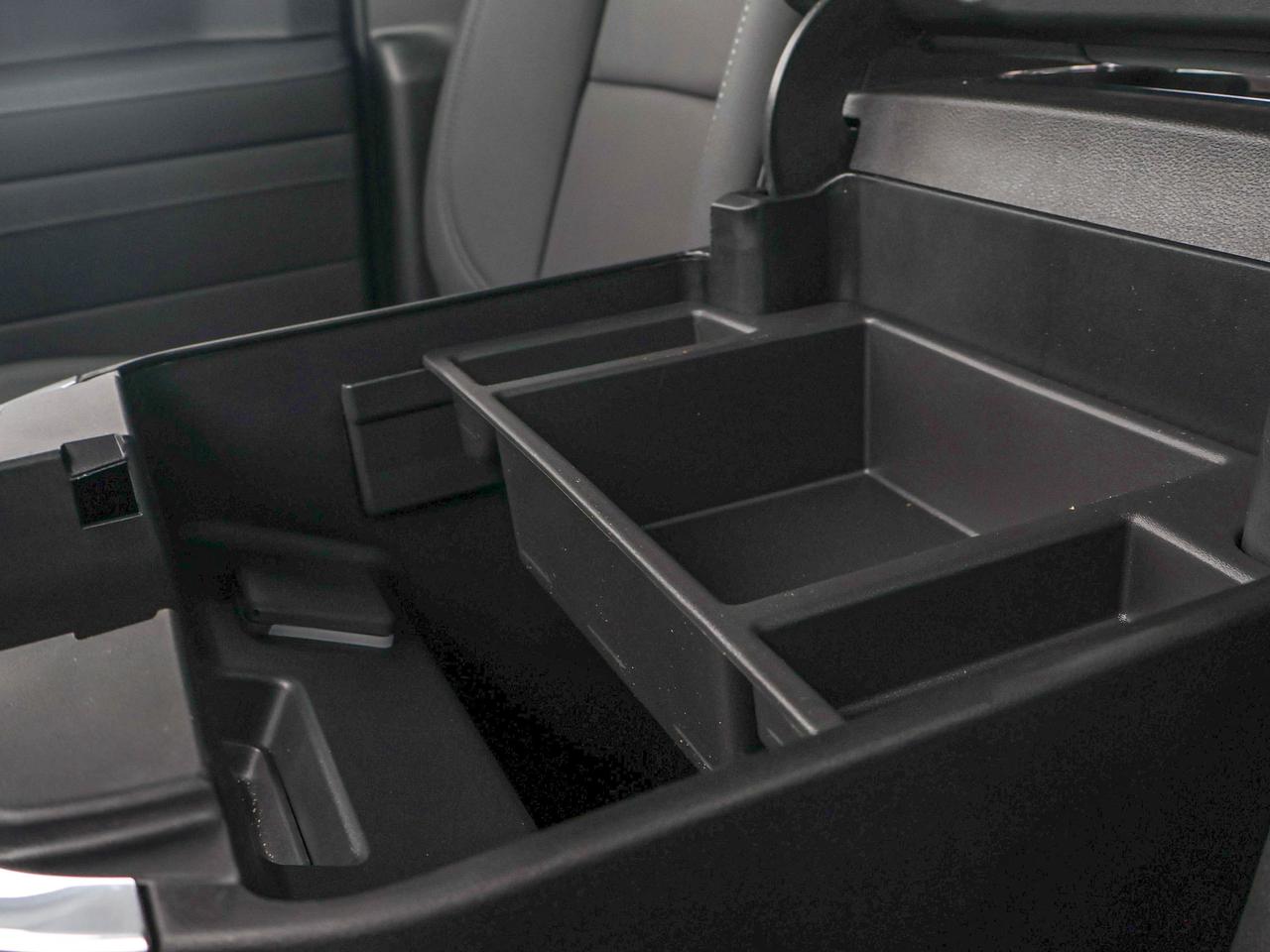 2026 Chevrolet Silverado 1500 RST Photo
