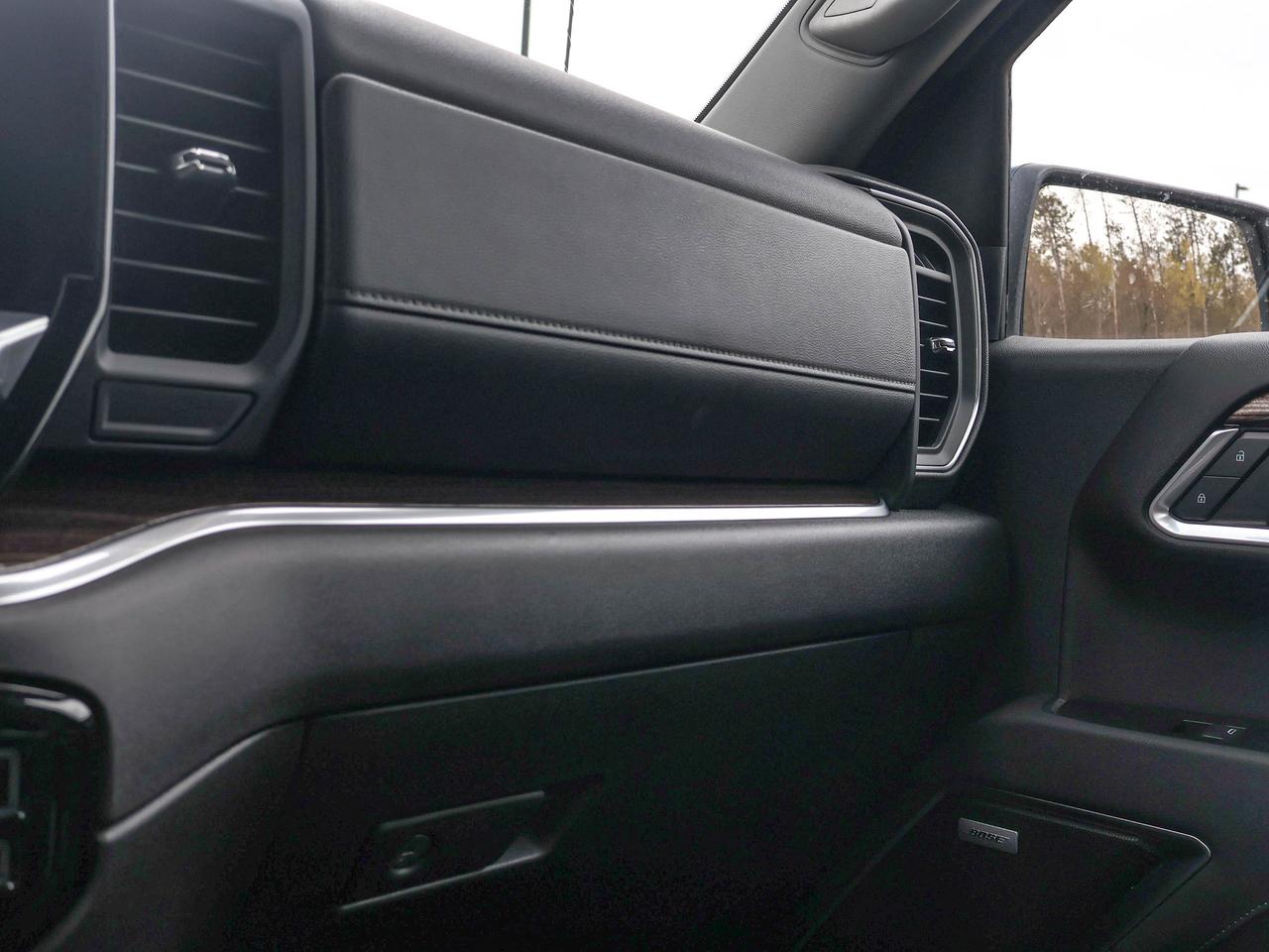 2026 Chevrolet Silverado 1500 RST Photo