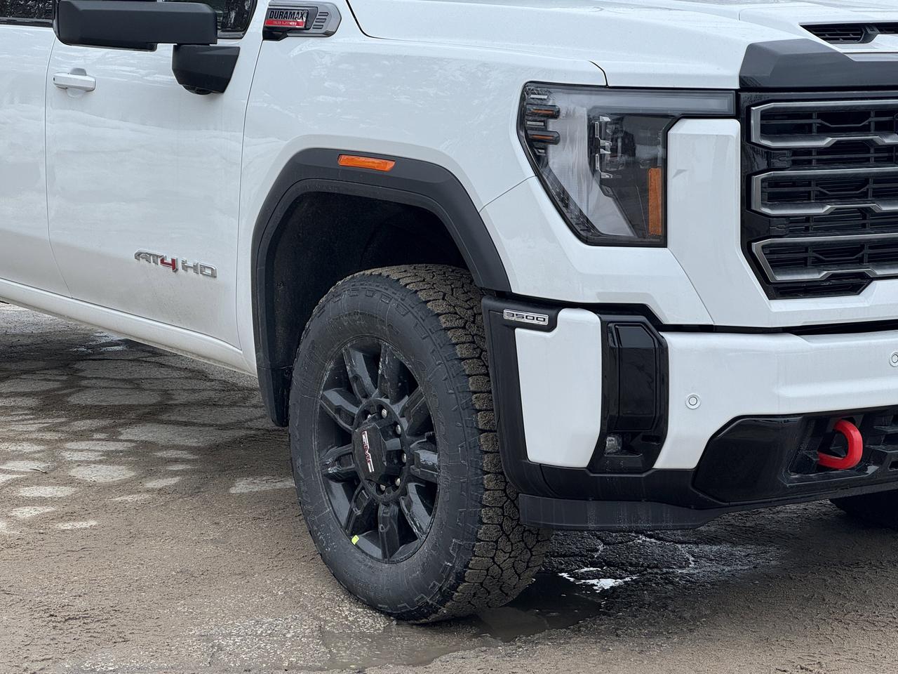2026 GMC Sierra 3500HD AT4 Photo4