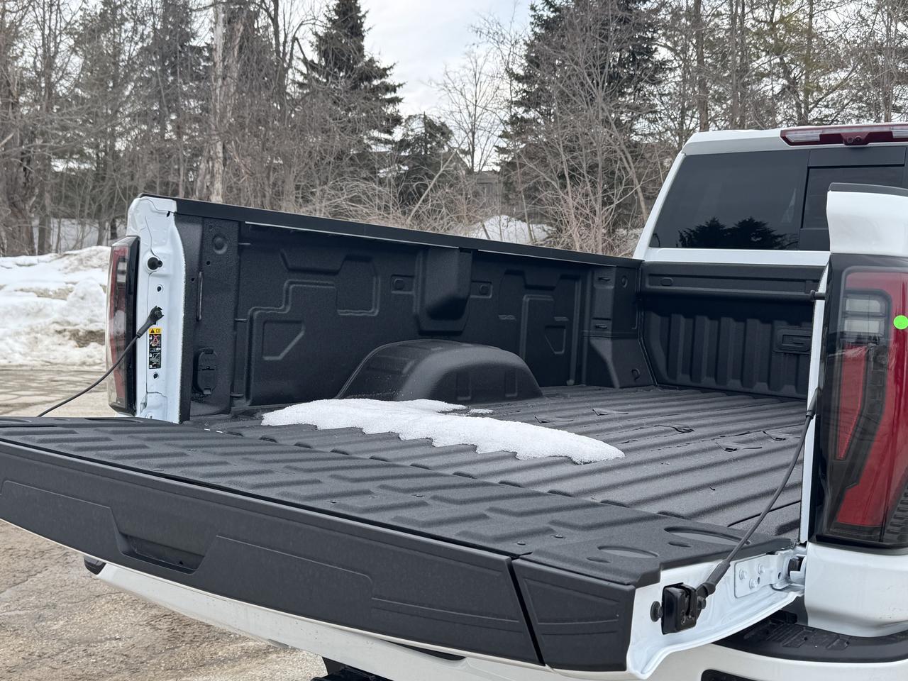 2026 GMC Sierra 3500HD AT4 Photo