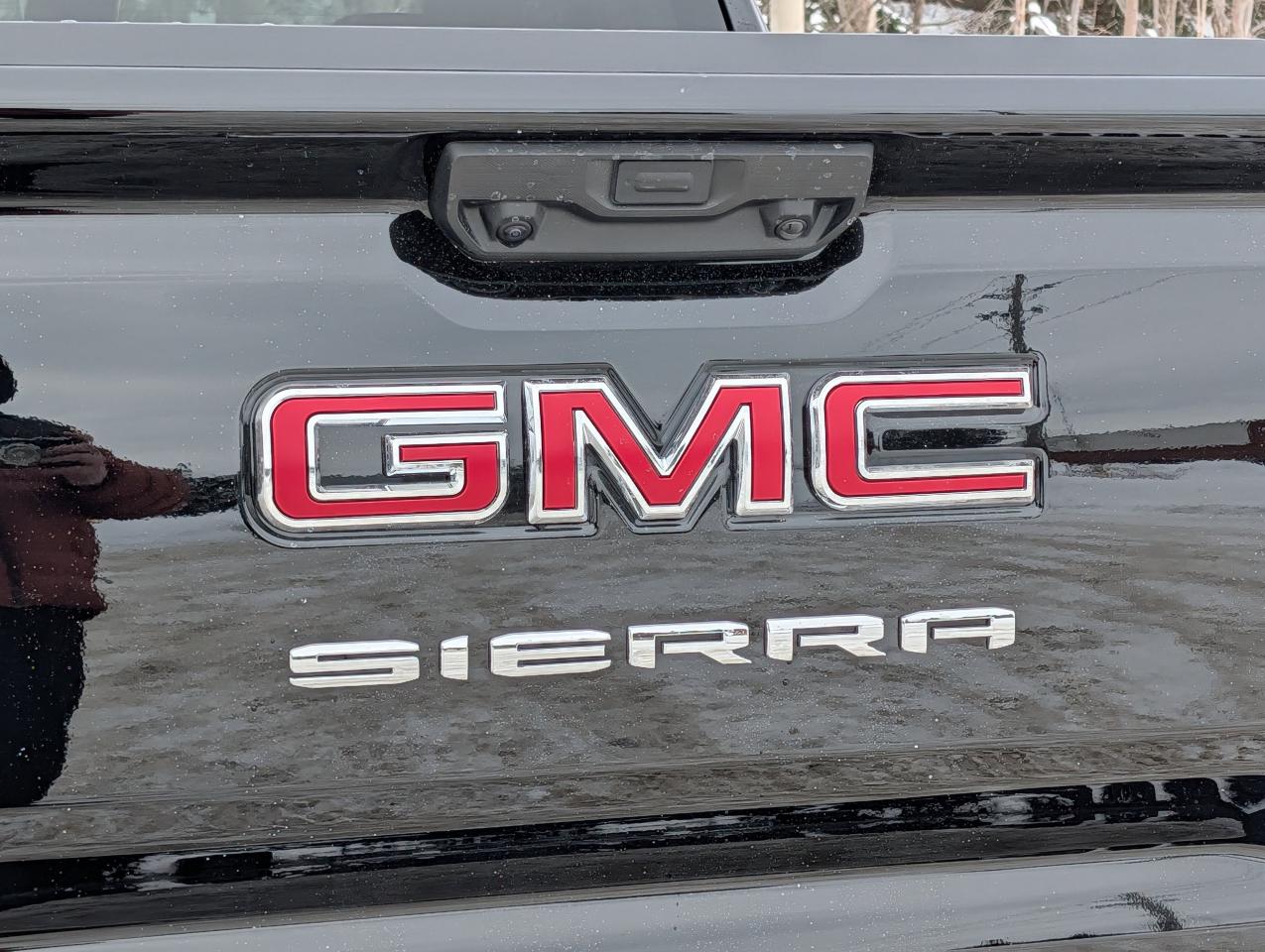 2026 GMC Sierra 1500 SLE Photo