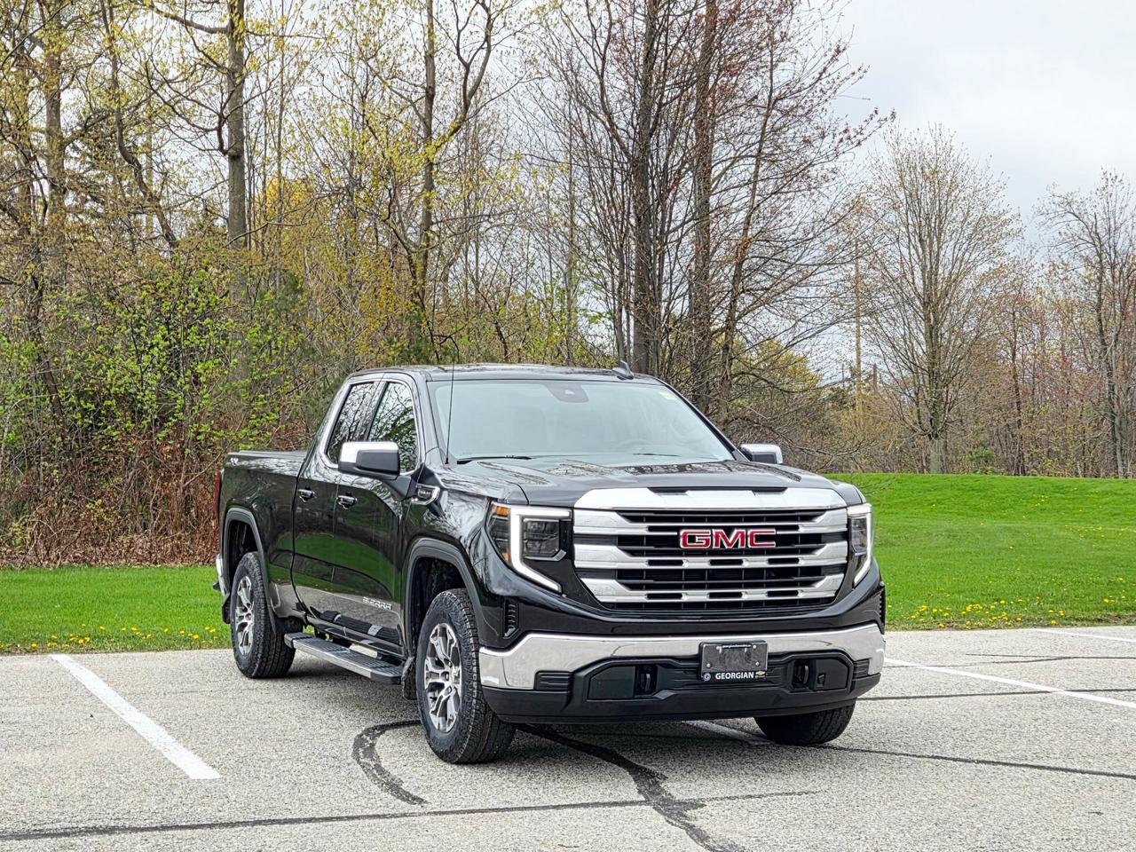 2026 GMC Sierra 1500 SLE Photo