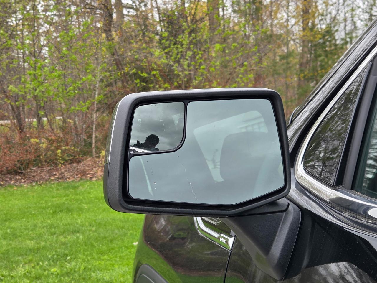 2026 GMC Sierra 1500 SLE Photo