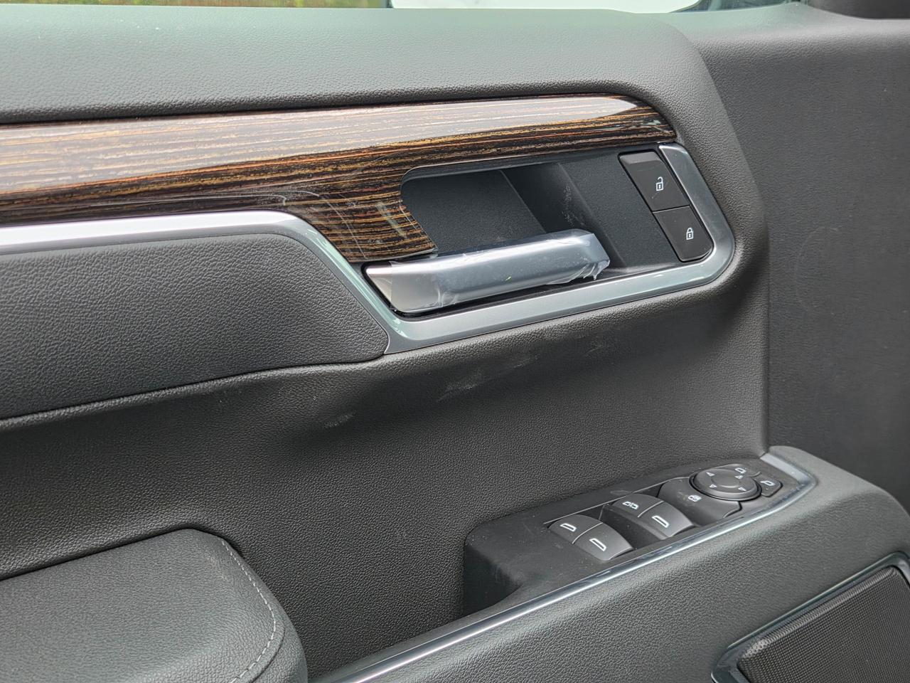 2026 GMC Sierra 1500 SLE Photo