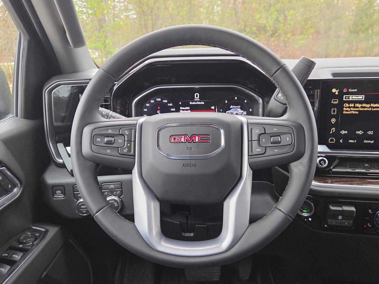 2026 GMC Sierra 1500 SLE Photo