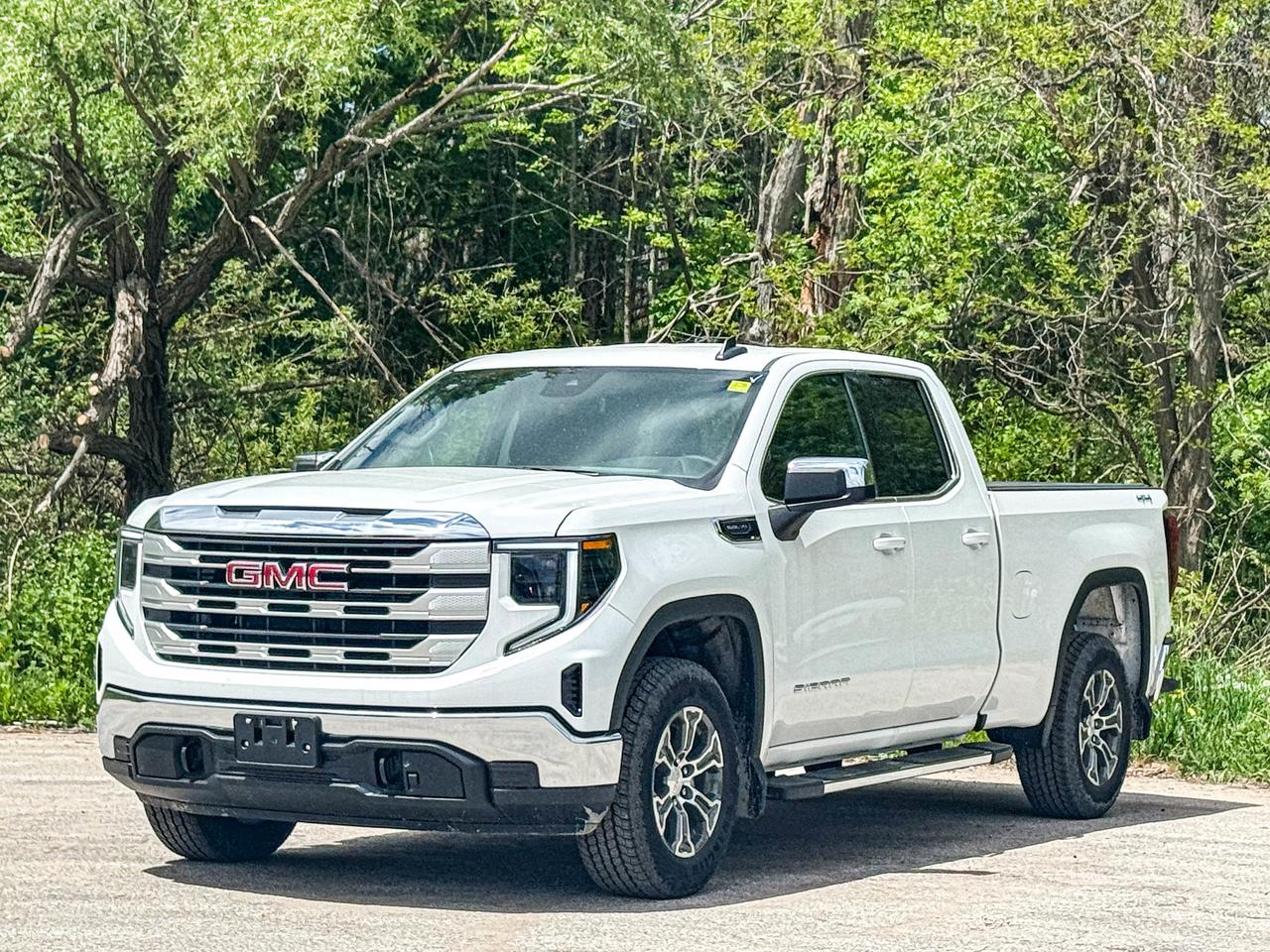 2026 GMC Sierra 1500 SLE Photo
