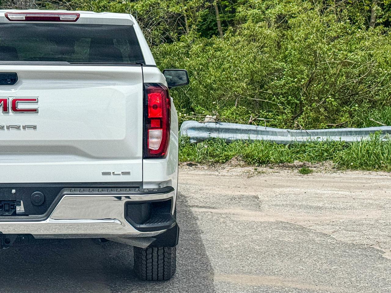 2026 GMC Sierra 1500 SLE Photo