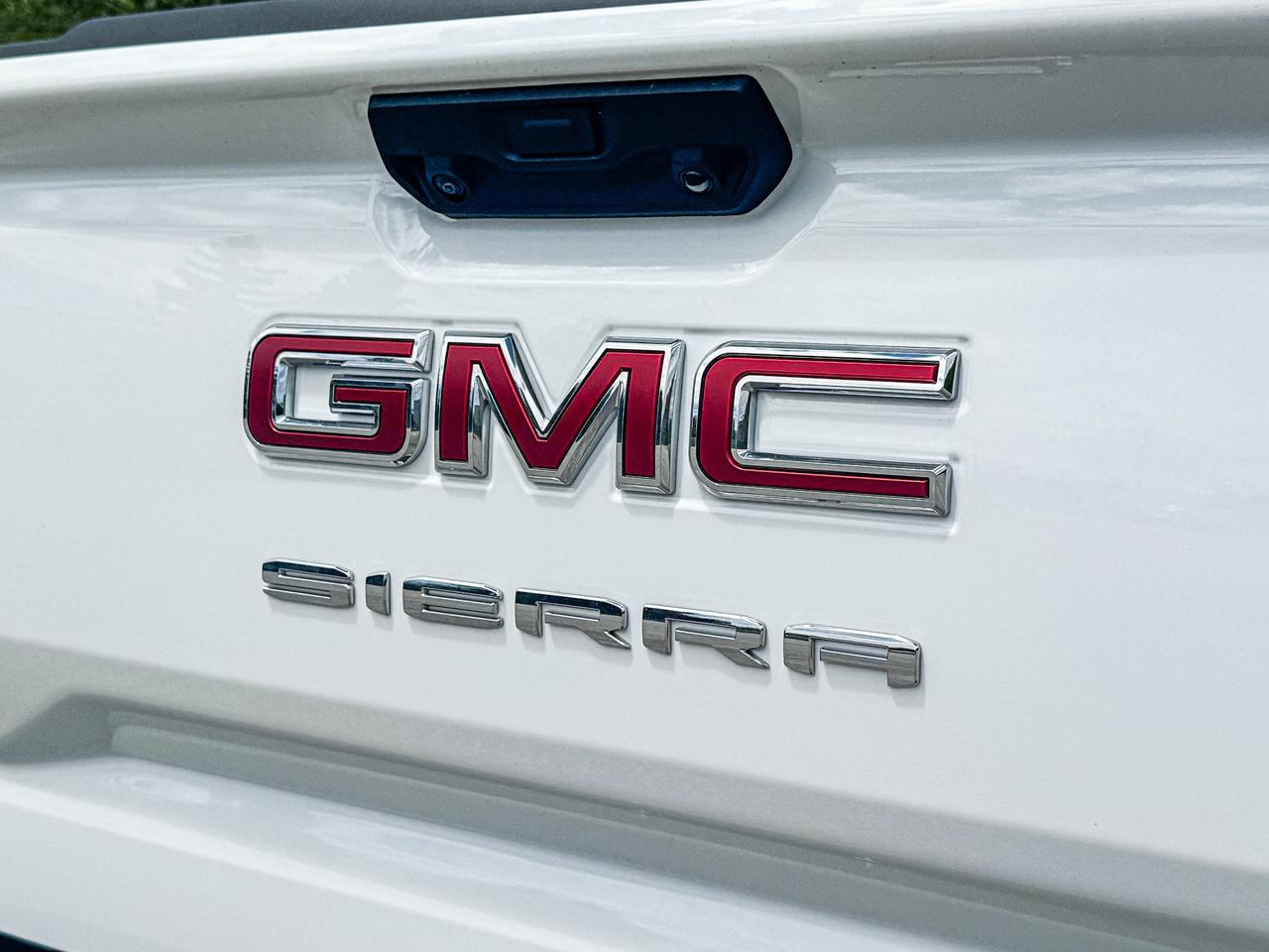 2026 GMC Sierra 1500 SLE Photo