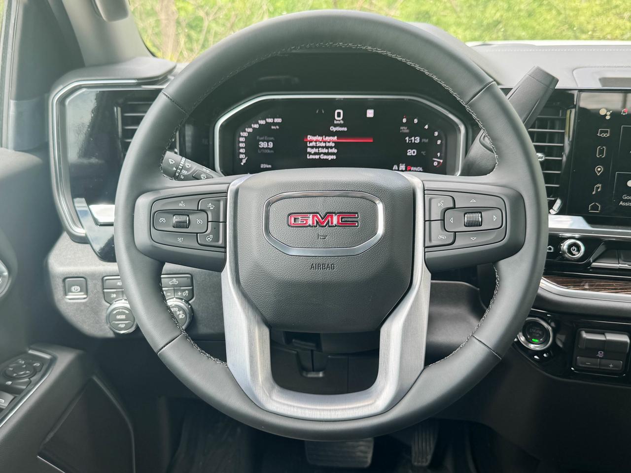 2026 GMC Sierra 1500 SLE Photo