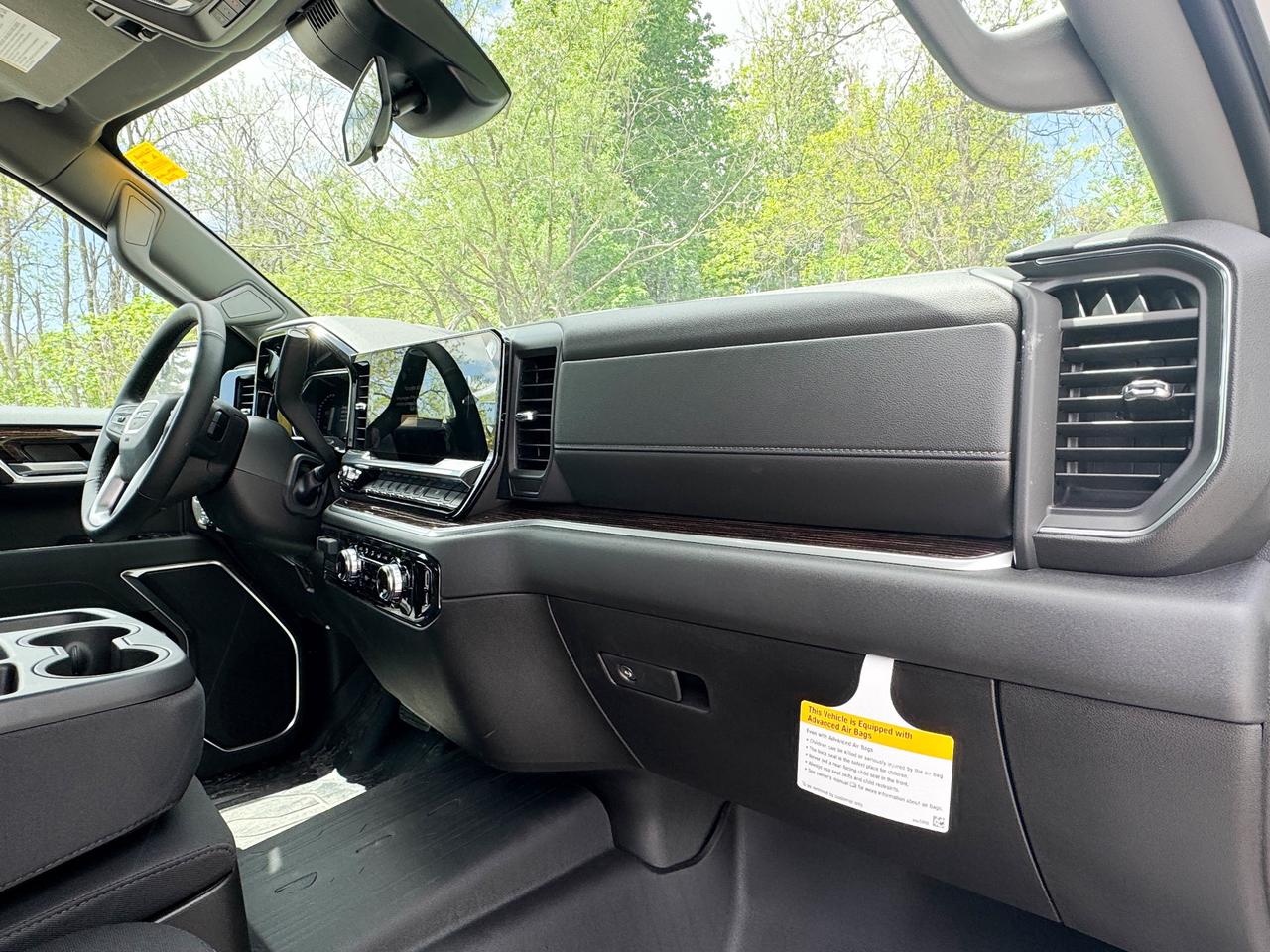 2026 GMC Sierra 1500 SLE Photo