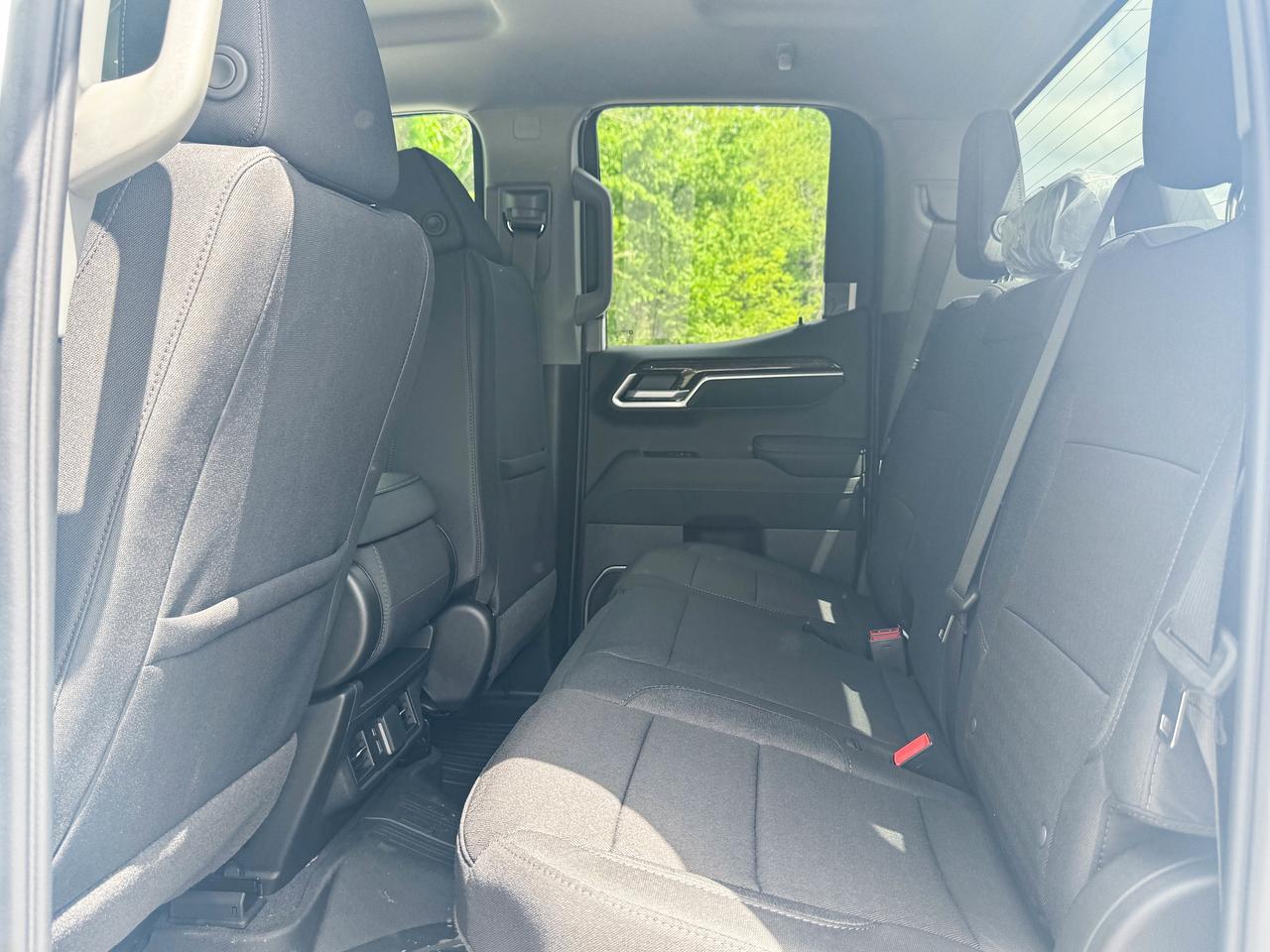 2026 GMC Sierra 1500 SLE Photo