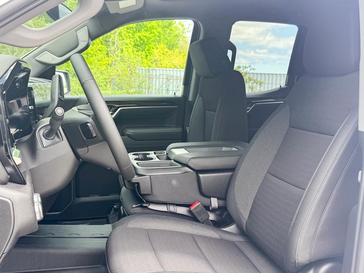 2026 GMC Sierra 1500 SLE Photo
