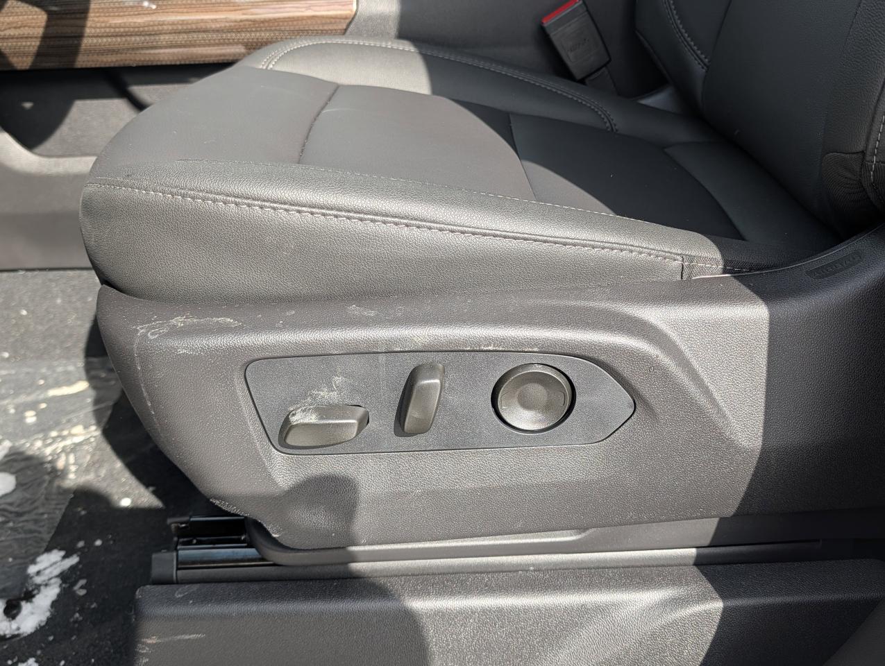 2026 Chevrolet Silverado 1500 RST Photo