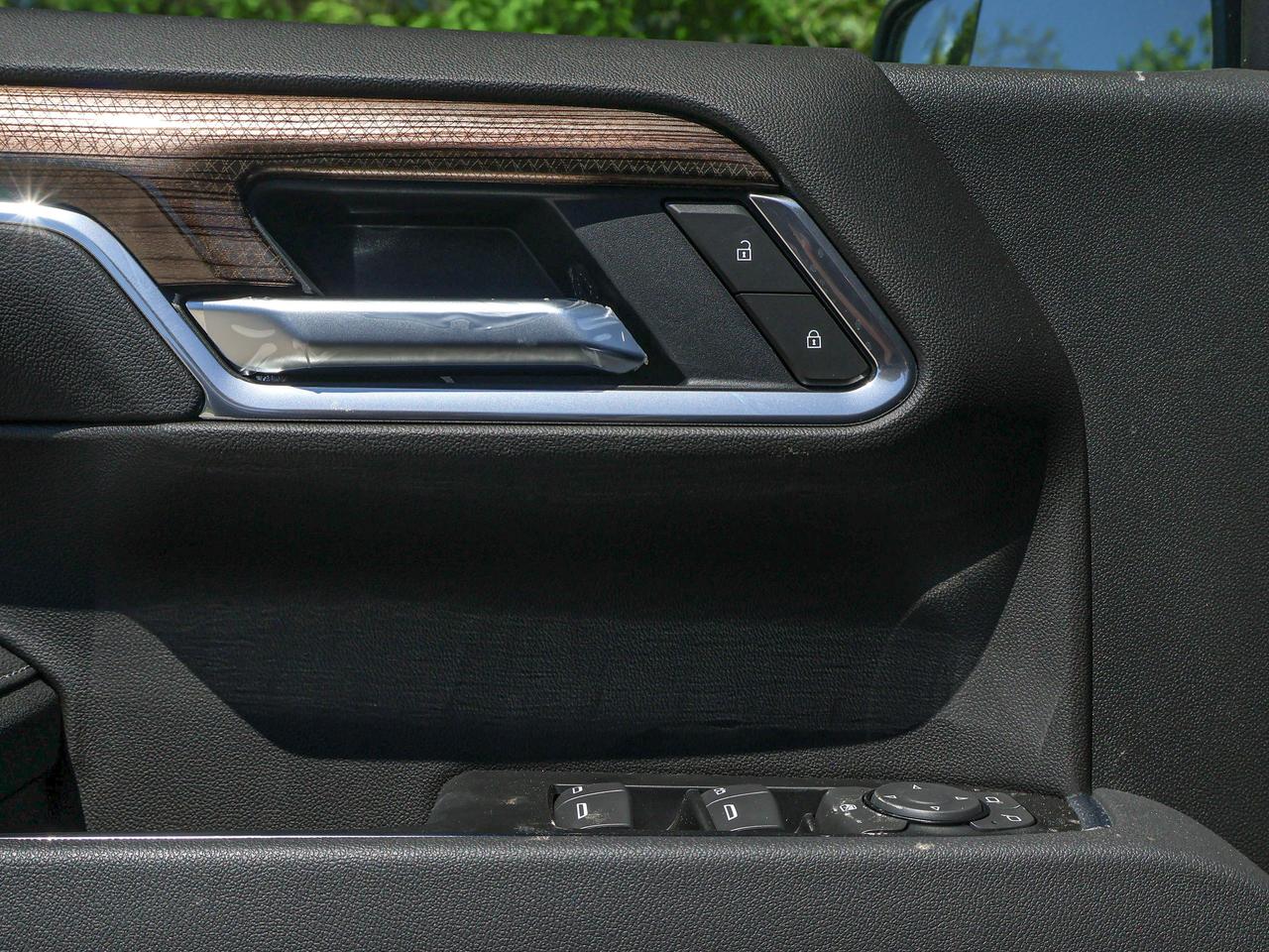 2026 Chevrolet Silverado 1500 RST Photo