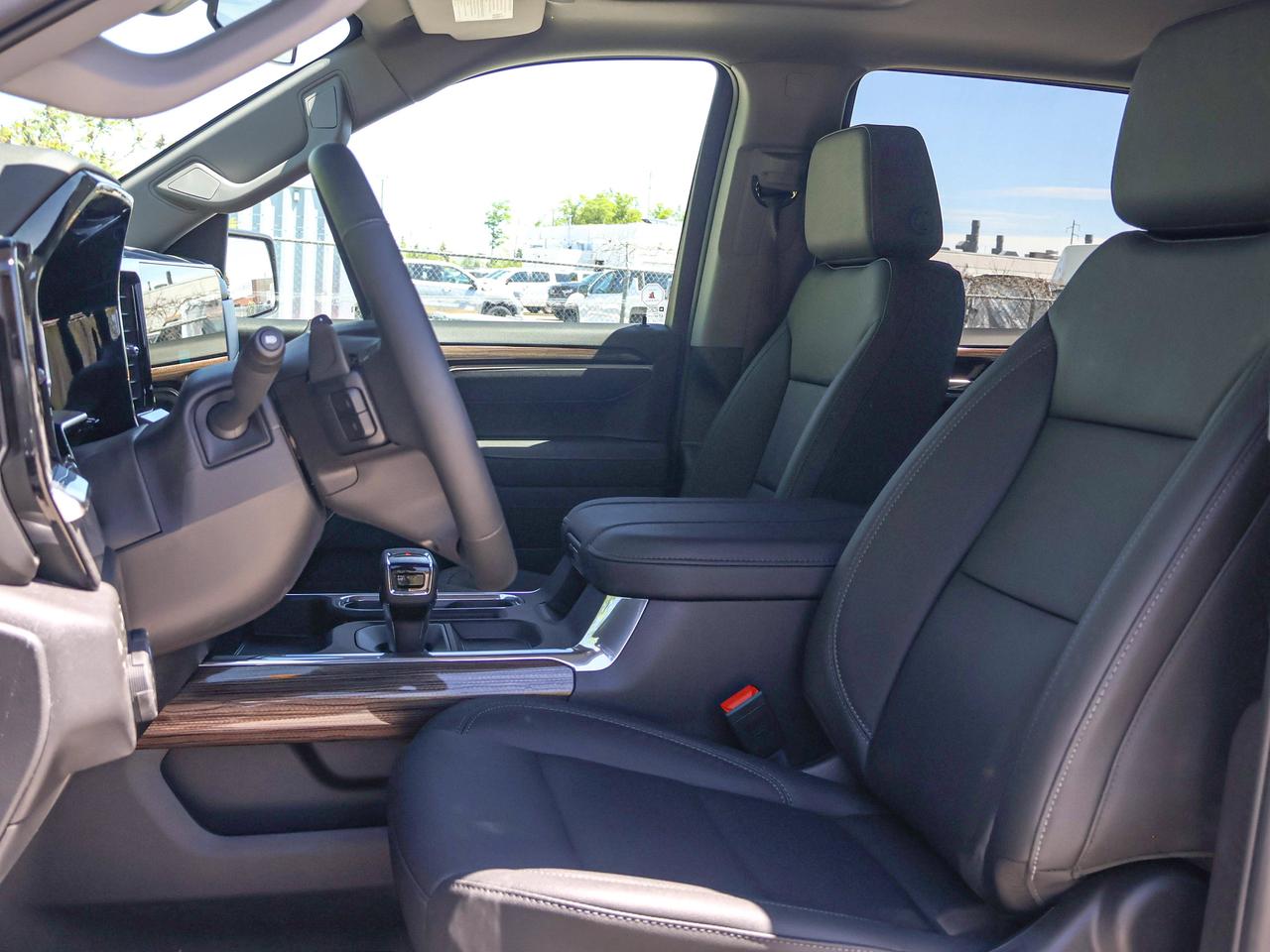 2026 Chevrolet Silverado 1500 RST Photo