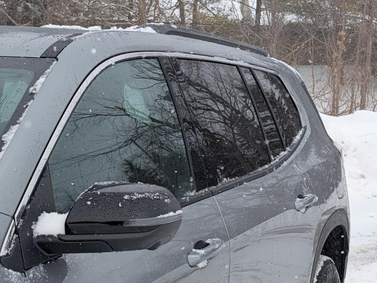 2026 GMC Acadia ELEVATION Photo2