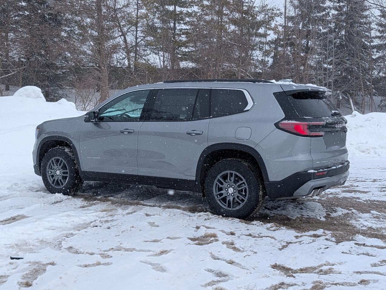 2026 GMC Acadia ELEVATION Photo