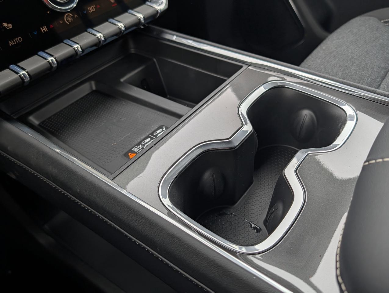 2026 GMC Acadia ELEVATION Photo