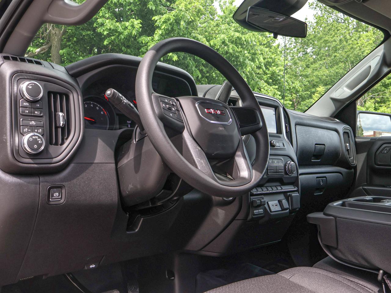 2026 GMC Sierra 1500 PRO Photo