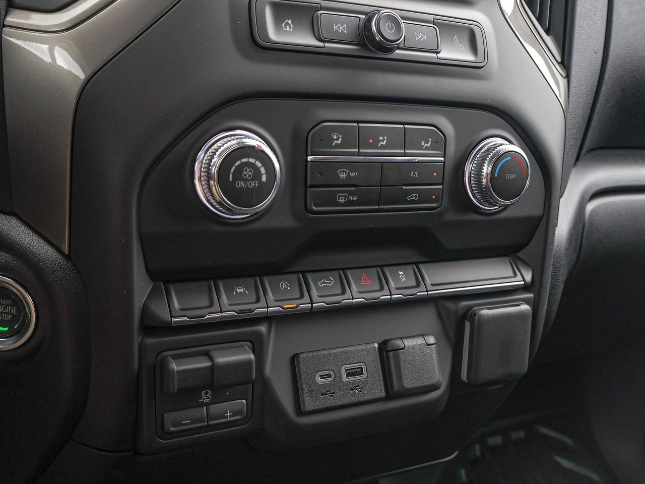 2026 GMC Sierra 1500 PRO Photo
