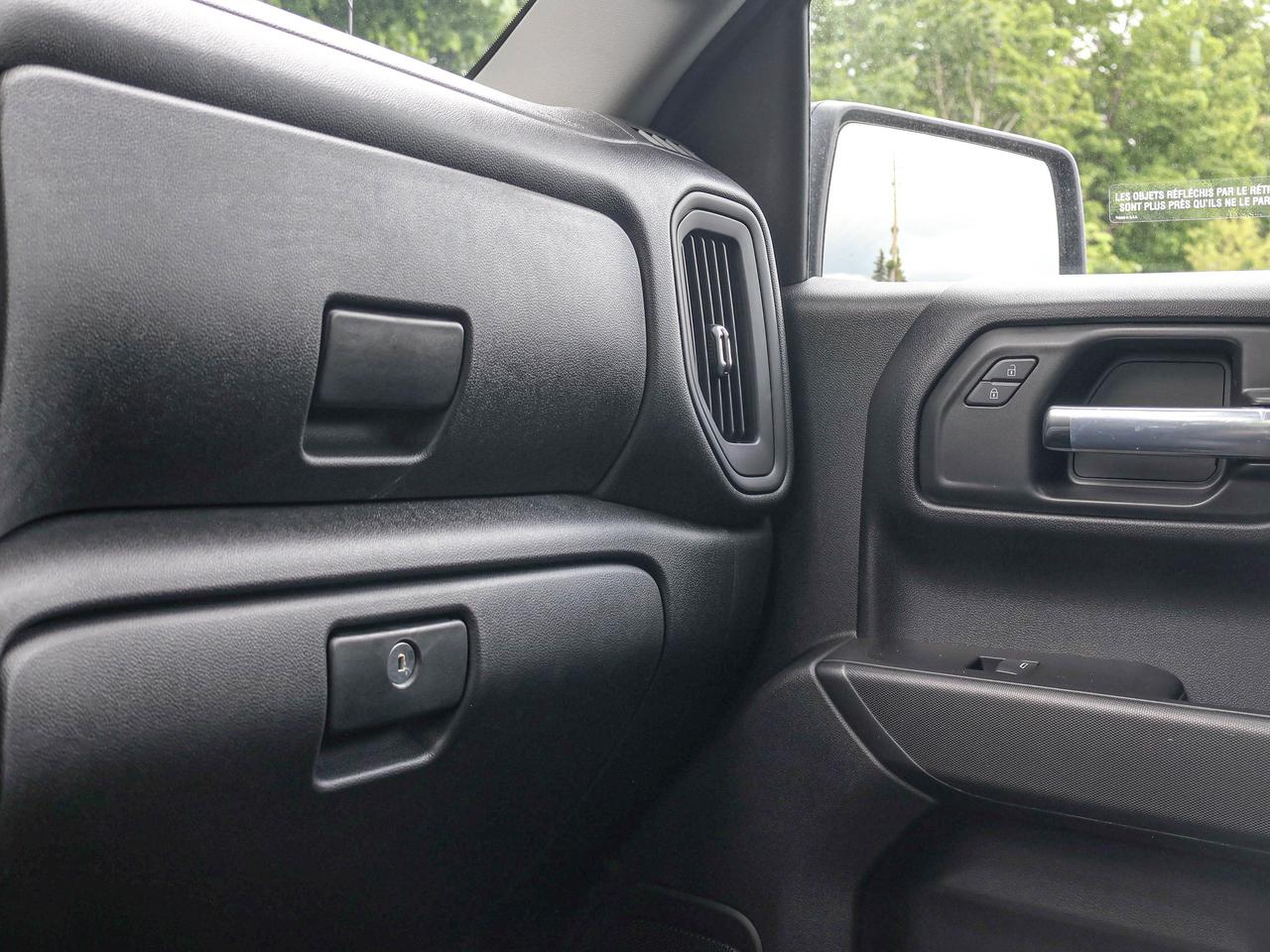 2026 GMC Sierra 1500 PRO Photo