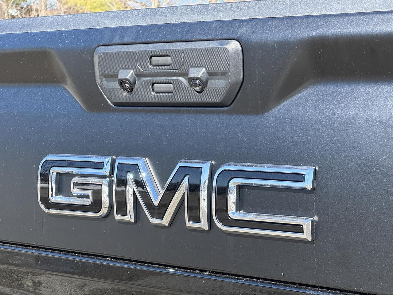 2026 GMC Sierra 1500 AT4 Photo