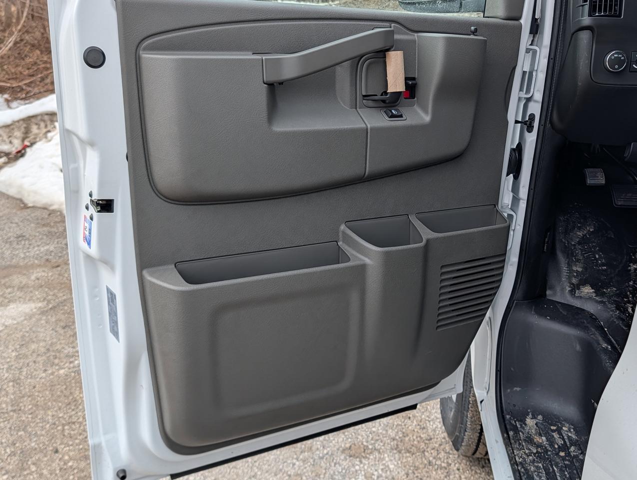 2026 Chevrolet Express Cargo Van  Photo