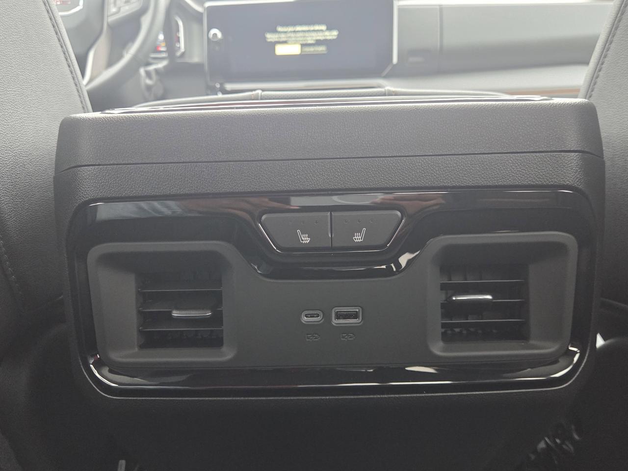 2026 GMC SIERRA 2500HD AT4 Photo