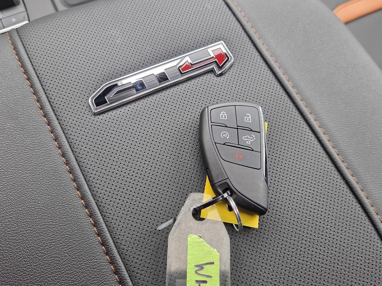 2026 GMC SIERRA 2500HD AT4 Photo