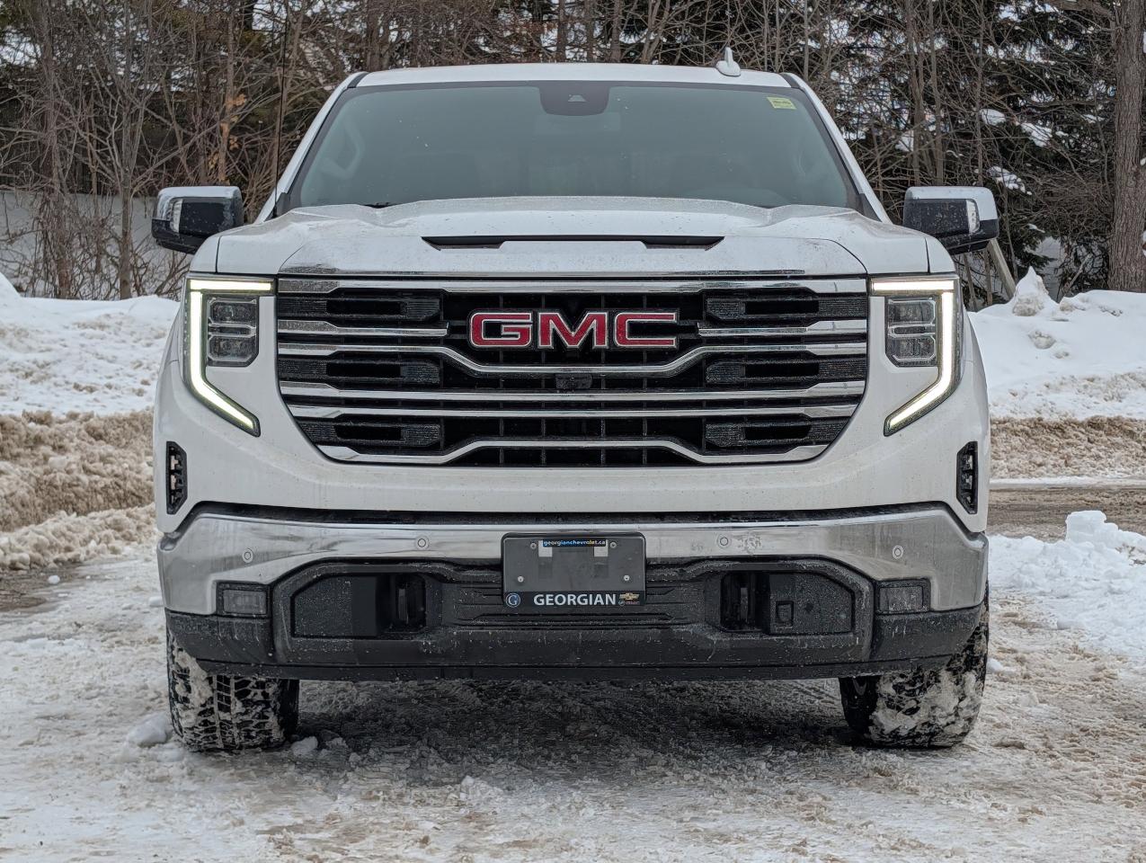 2026 GMC Sierra 1500 SLT Photo4