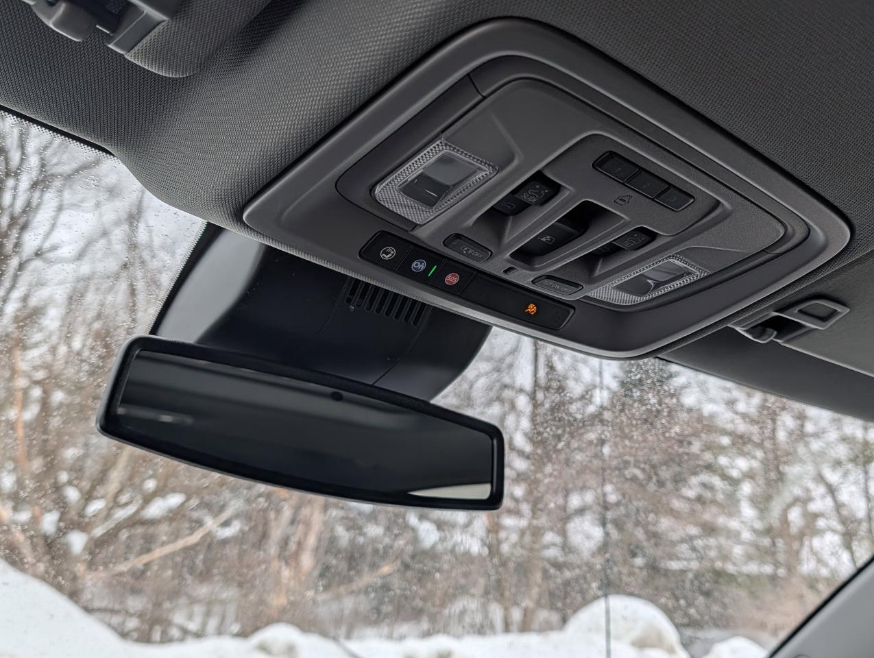 2026 GMC Sierra 1500 SLT Photo