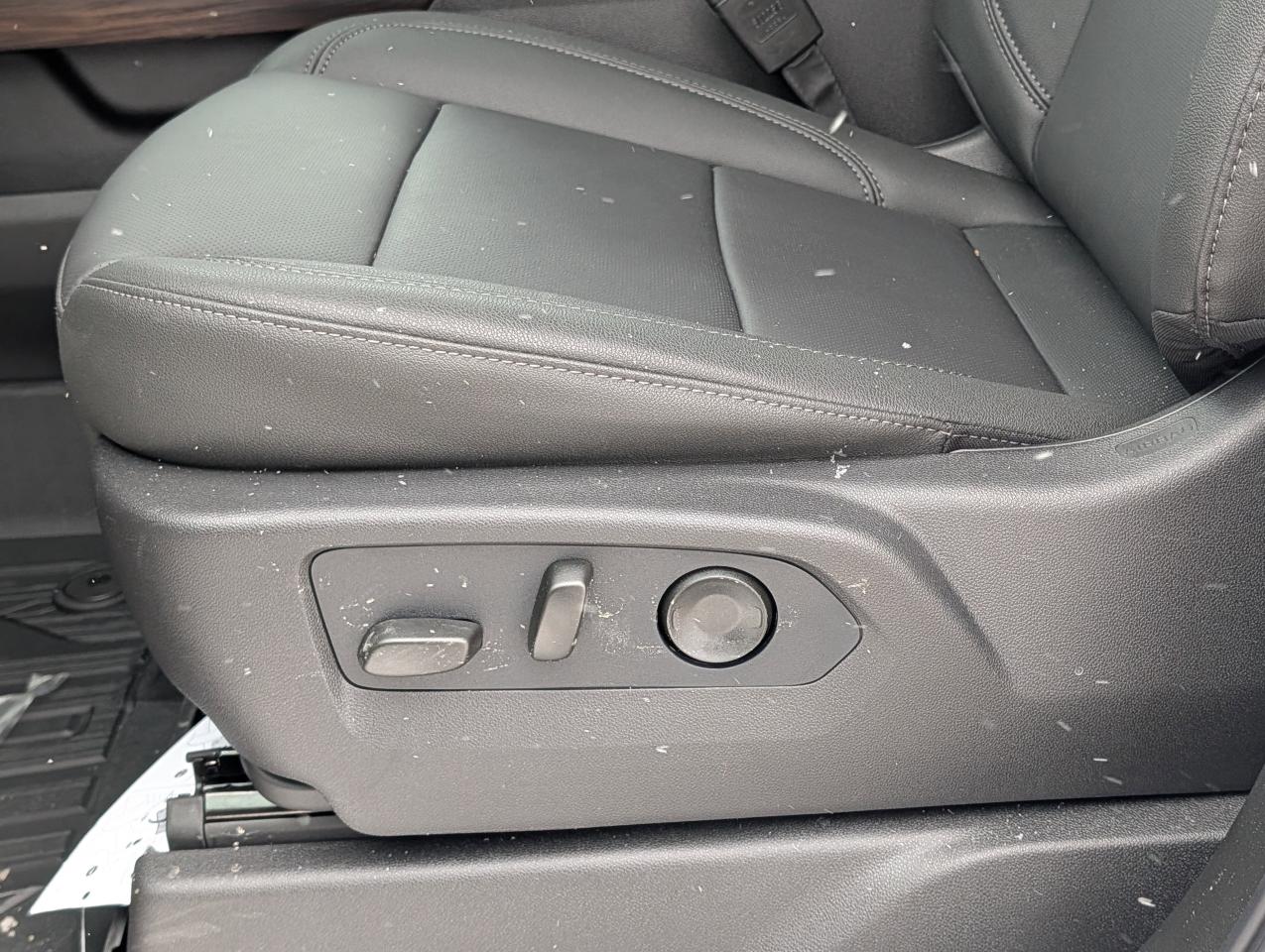 2026 GMC Sierra 1500 SLT Photo