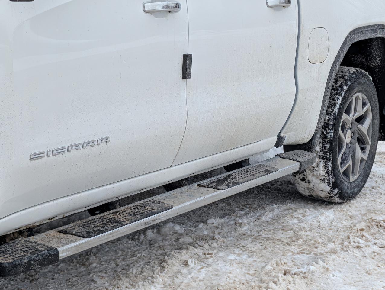 2026 GMC Sierra 1500 SLT Photo4