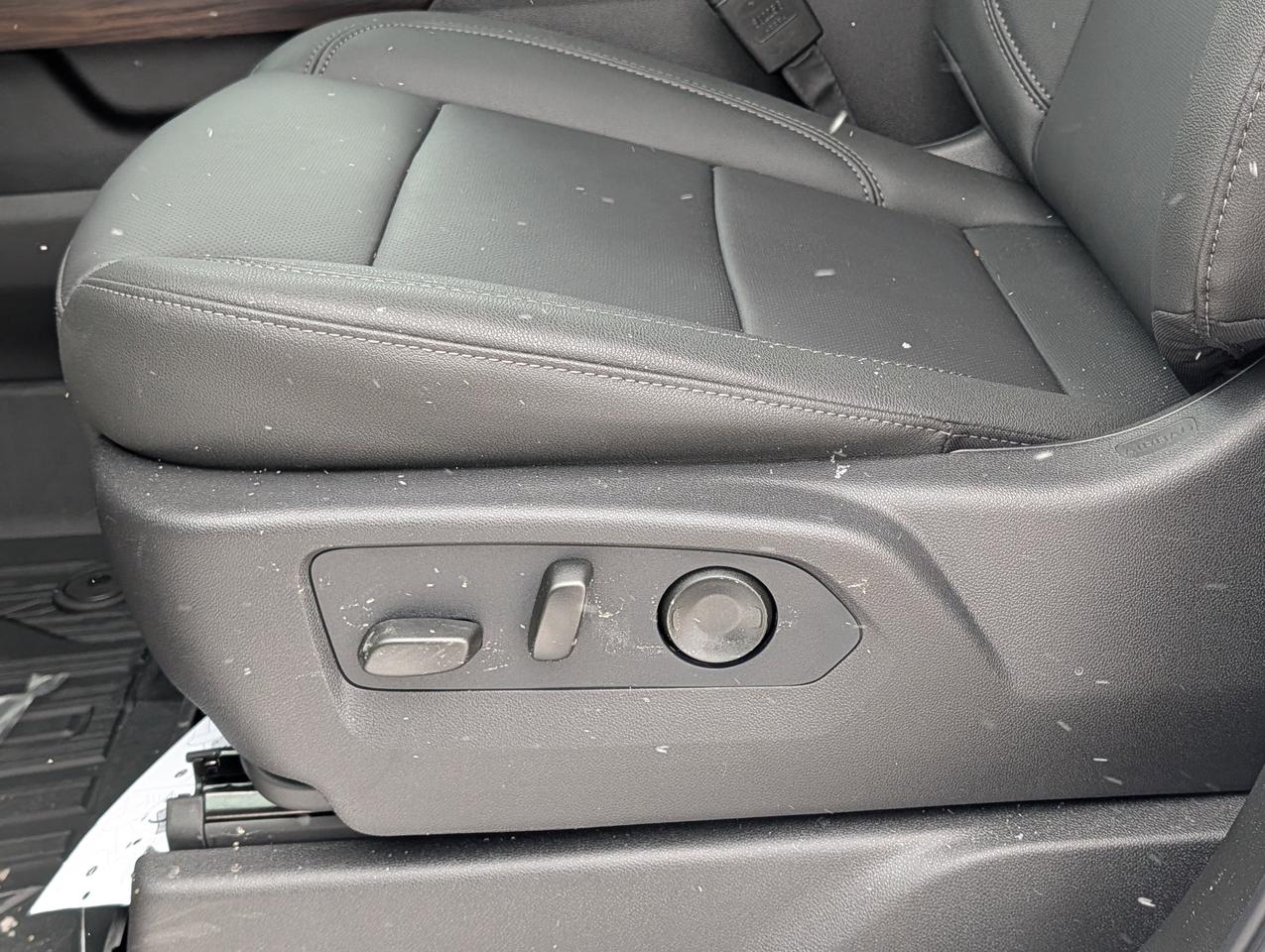 2026 GMC Sierra 1500 SLT Photo