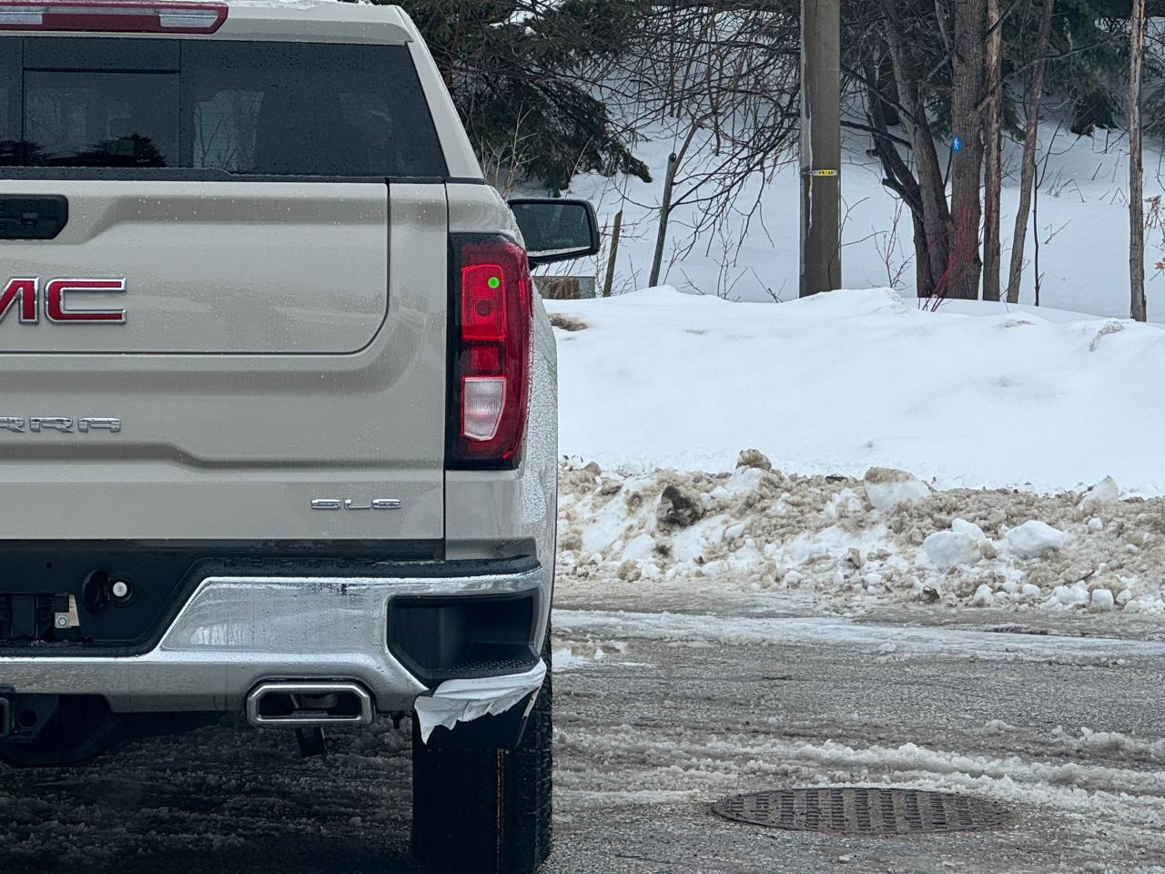 2026 GMC Sierra 1500 SLE Photo
