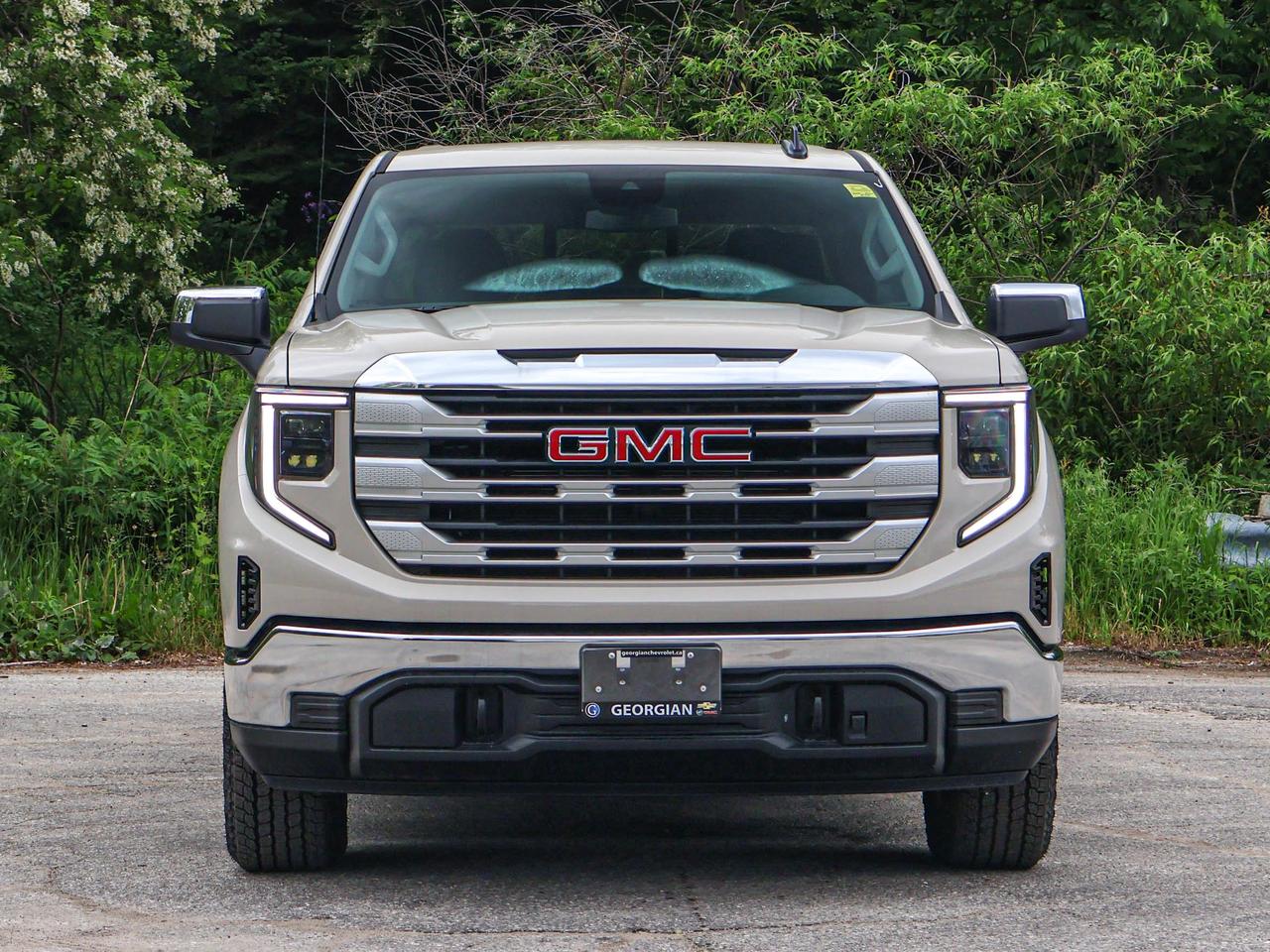 2026 GMC Sierra 1500 SLE Photo
