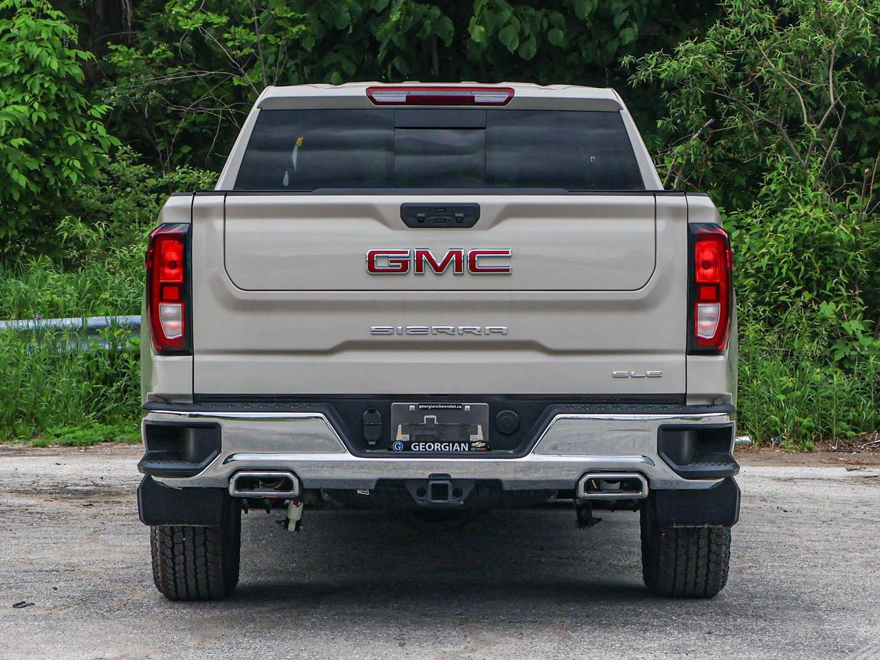 2026 GMC Sierra 1500 SLE Photo
