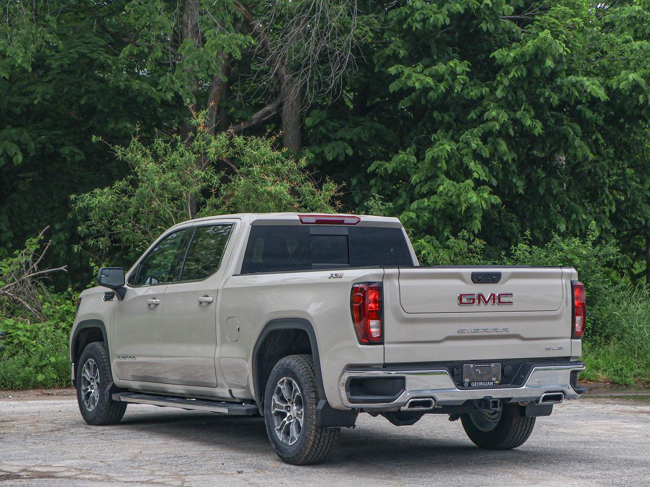 2026 GMC Sierra 1500 SLE Photo