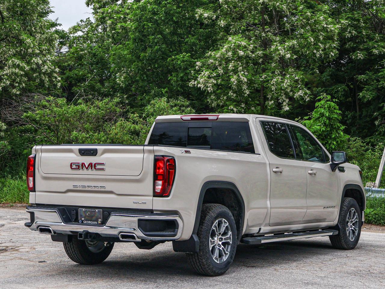 2026 GMC Sierra 1500 SLE Photo