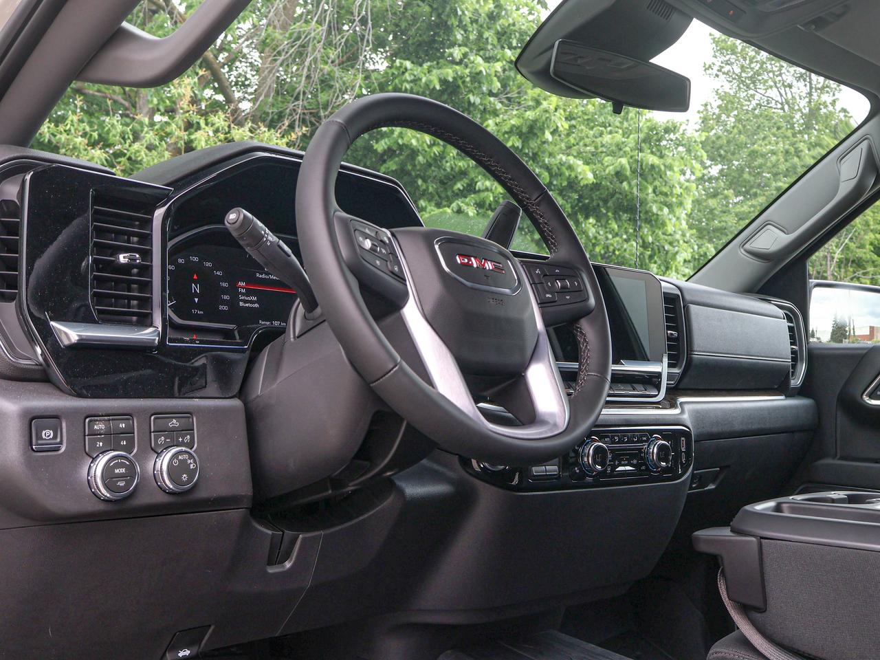 2026 GMC Sierra 1500 SLE Photo