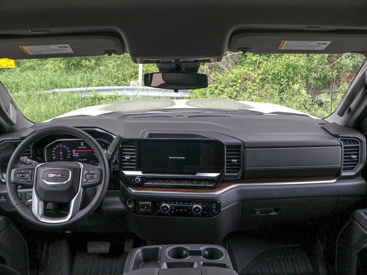 2026 GMC Sierra 1500 SLE Photo