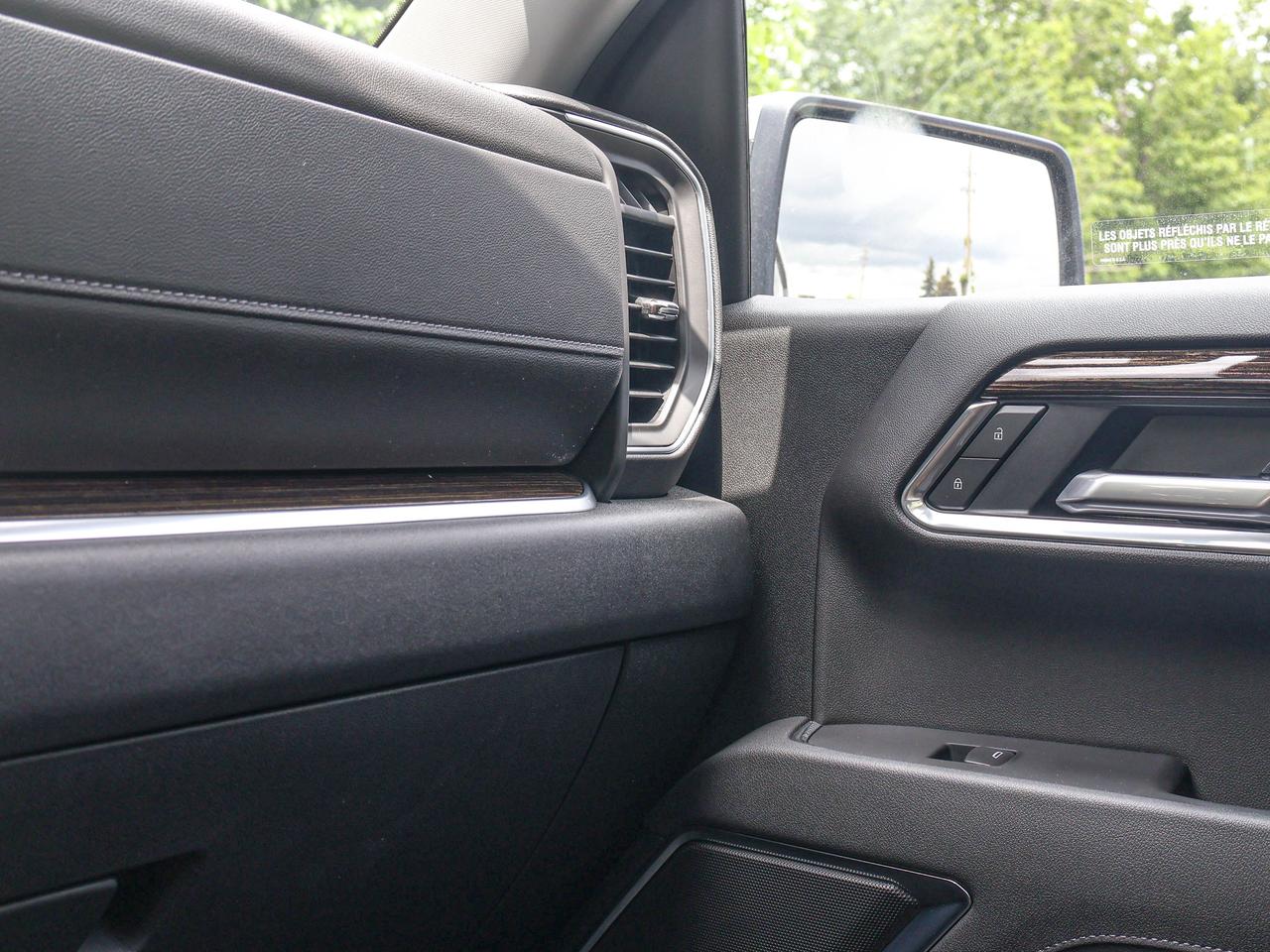 2026 GMC Sierra 1500 SLE Photo