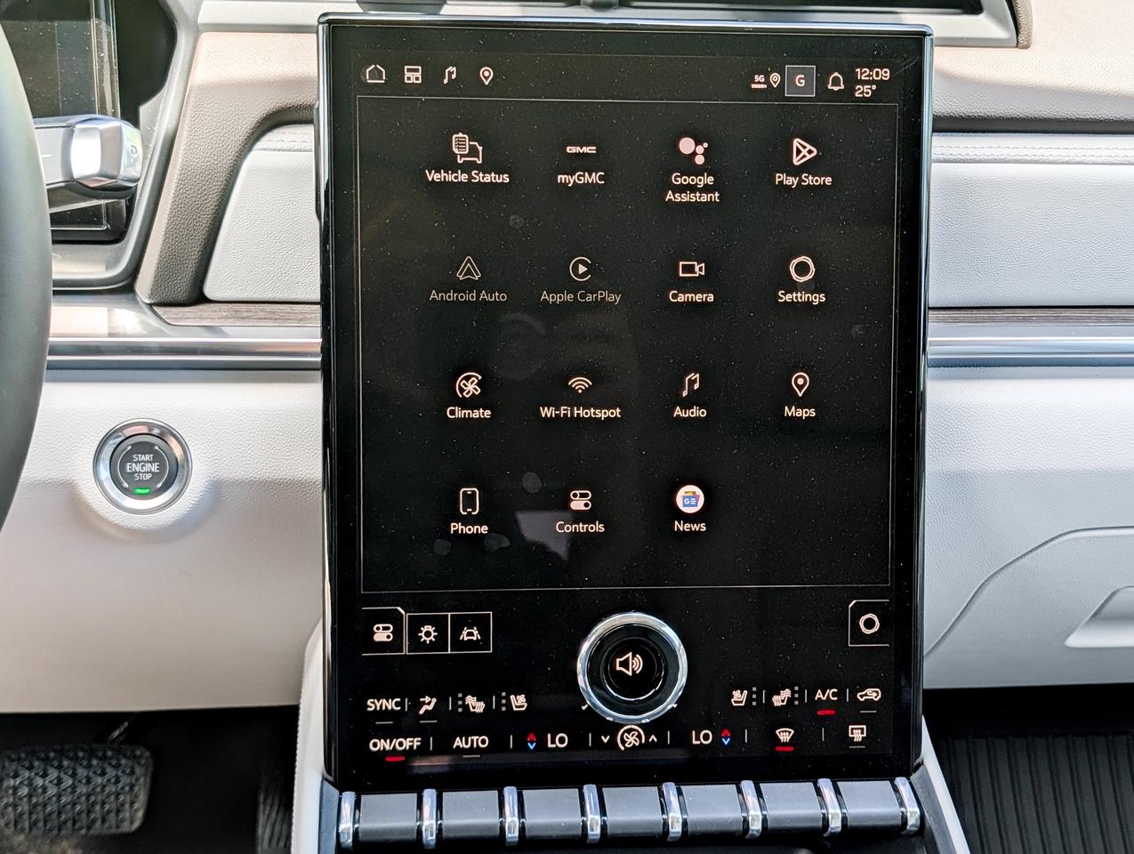 2026 GMC Terrain AWD Denali Photo
