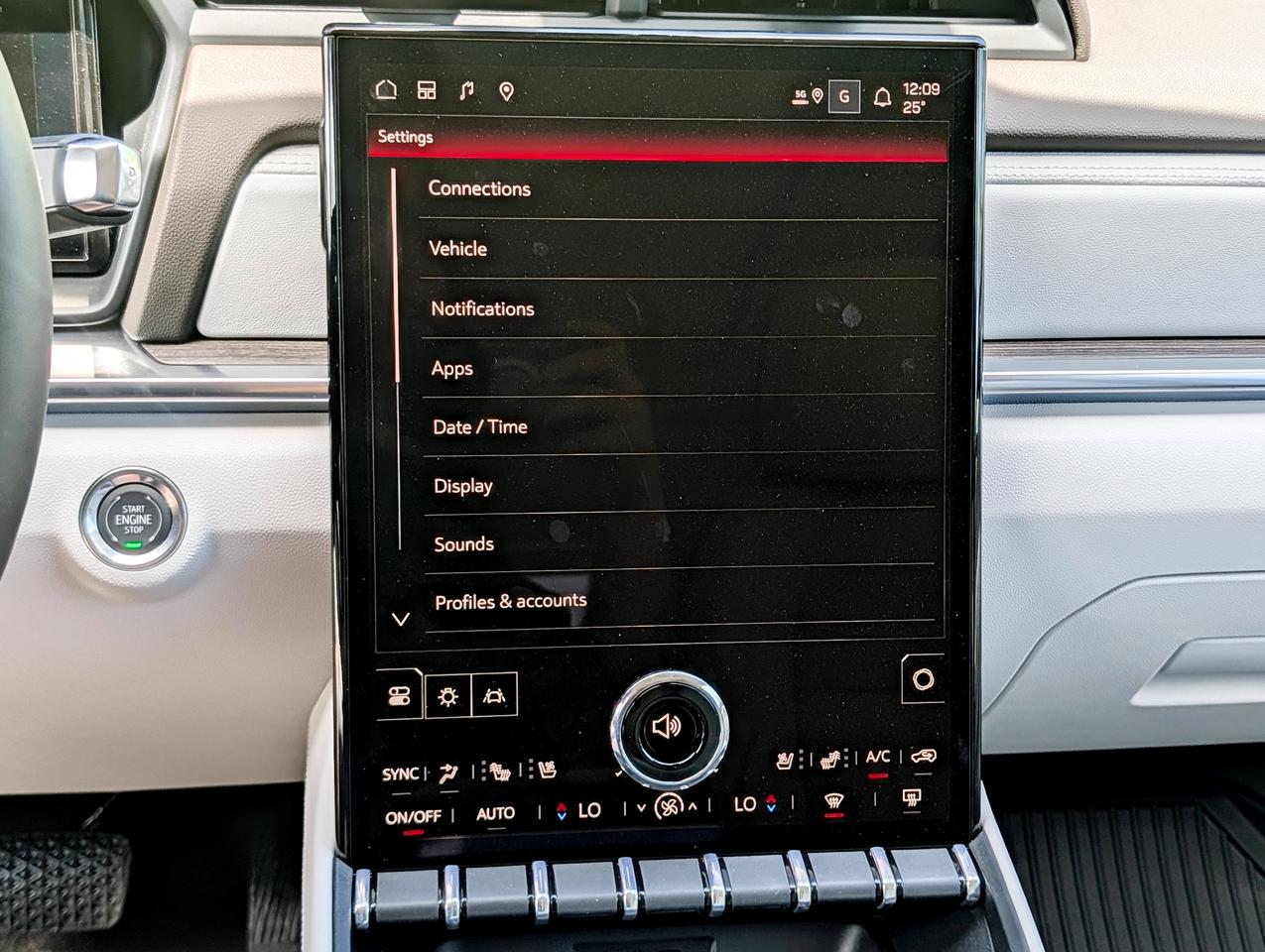 2026 GMC Terrain AWD Denali Photo