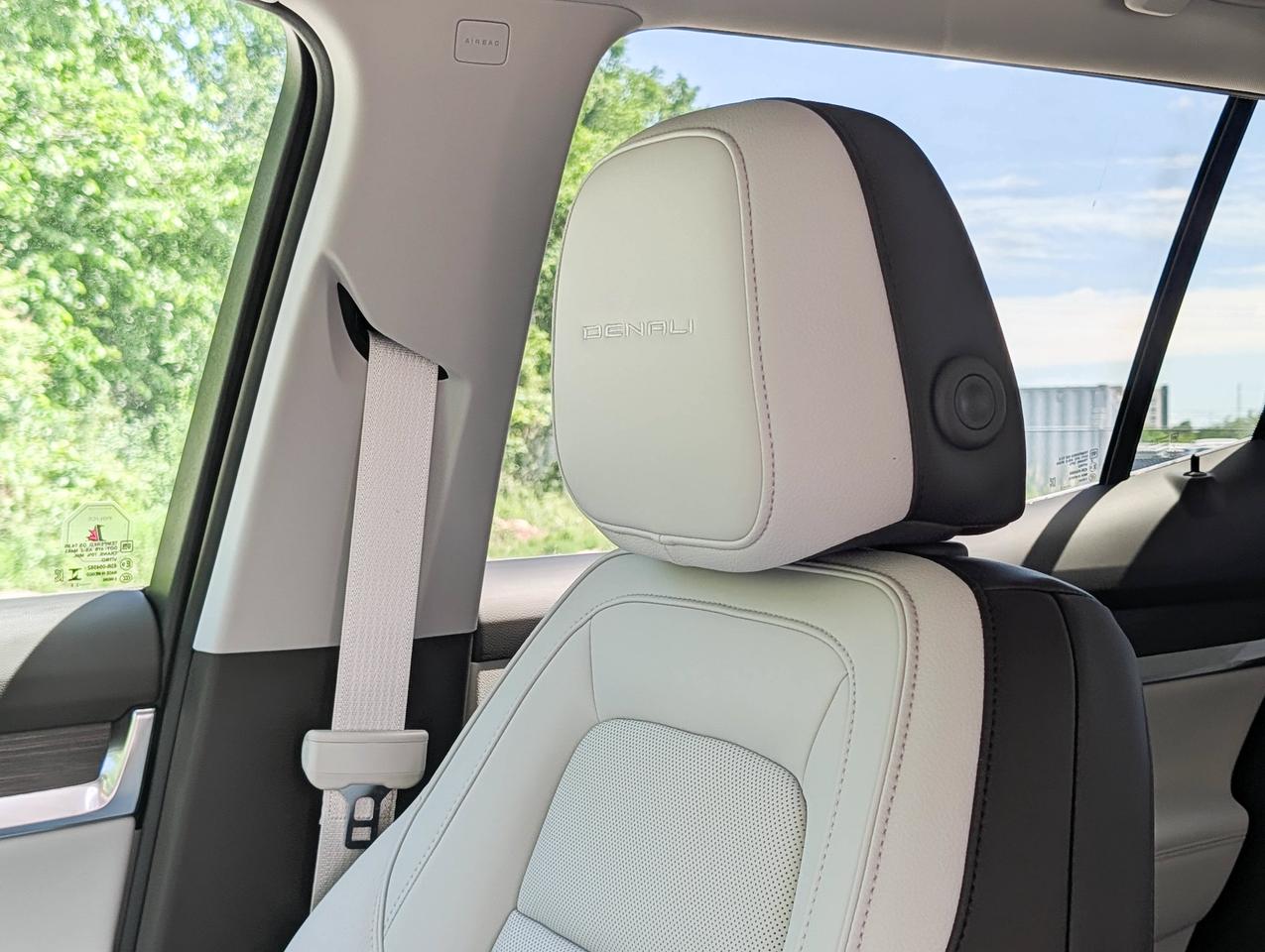 2026 GMC Terrain AWD Denali Photo