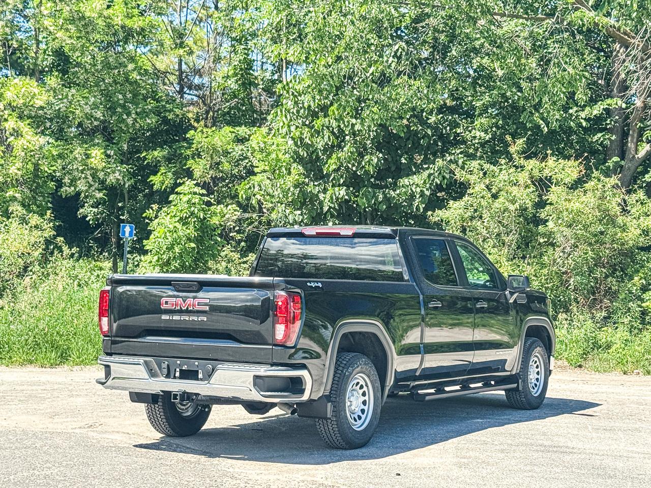 2026 GMC Sierra 1500 PRO Photo